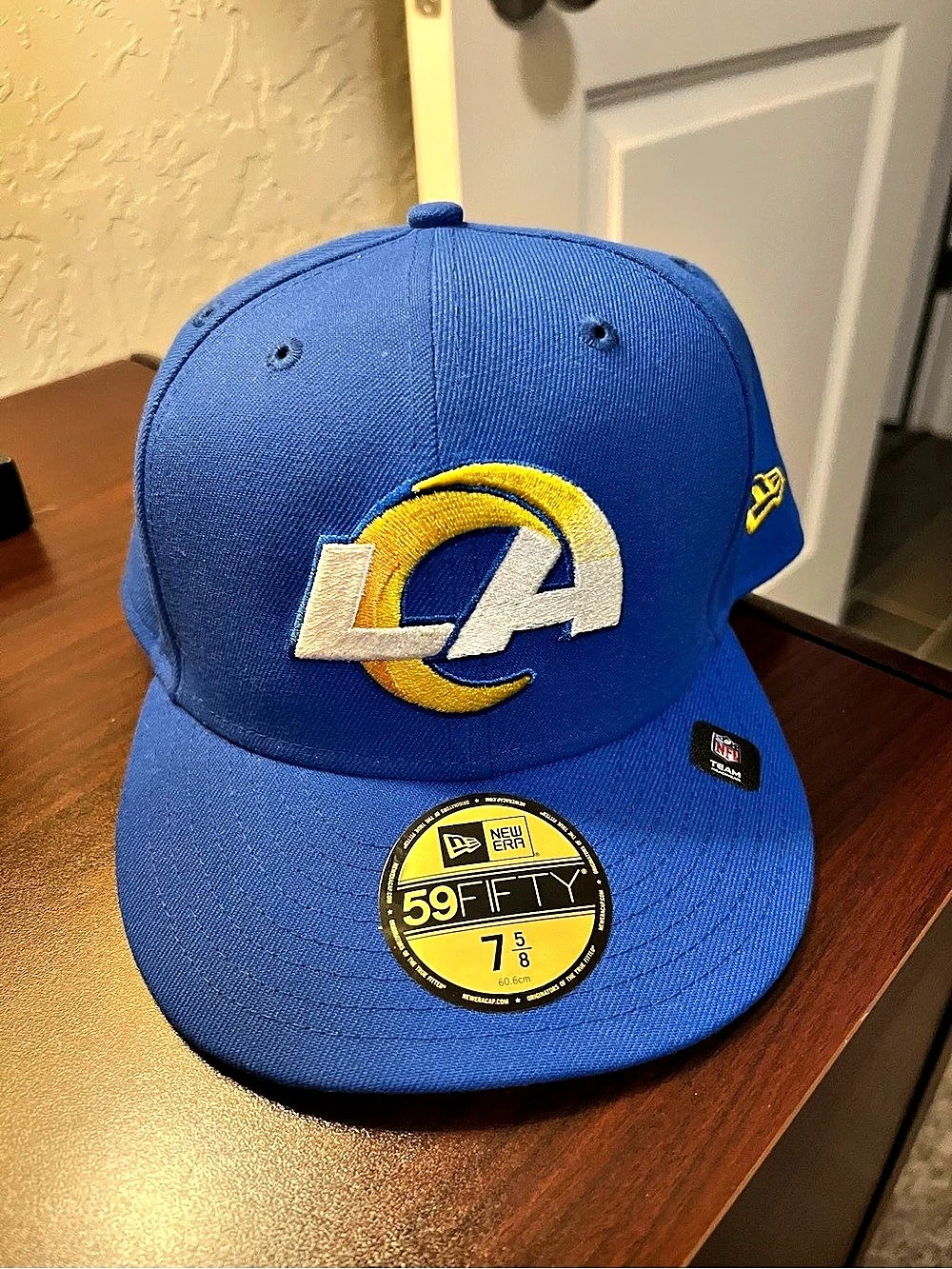 New Era Los Angeles Rams Basic 59FIFTY Fitted Hat Blue & Yellow Size 7 5/8